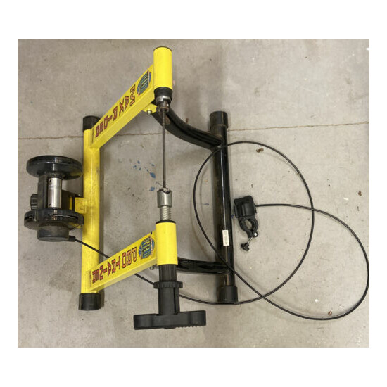 Adjustable Cycling Trainer - Good basic indoor trainer at a great price